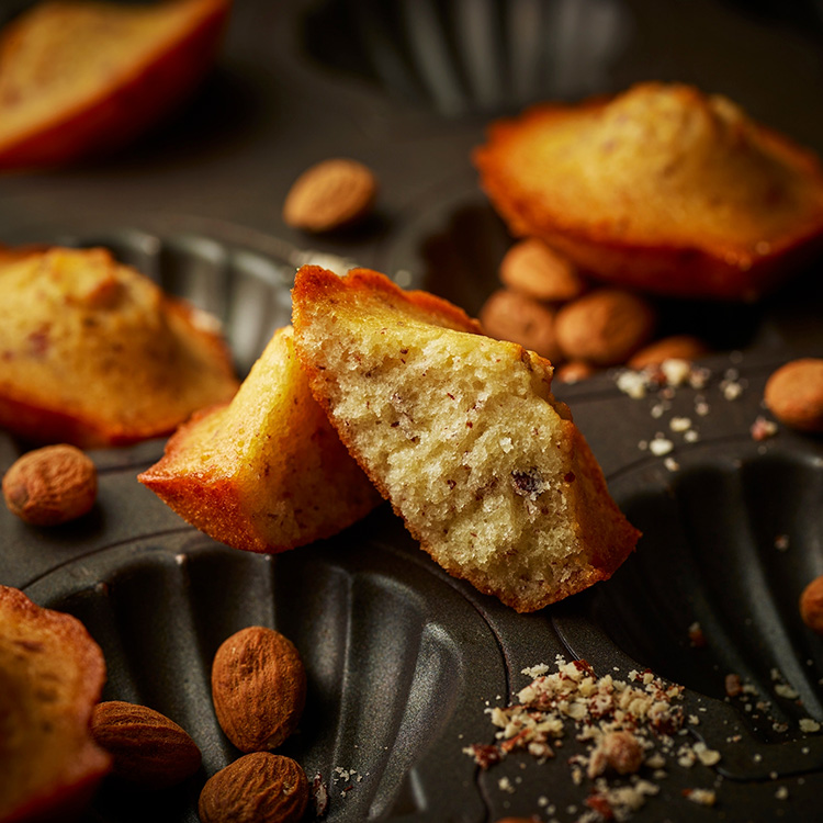 ポアール・ル・ボン・ブール 北新地本通 | POIRE 採用情報